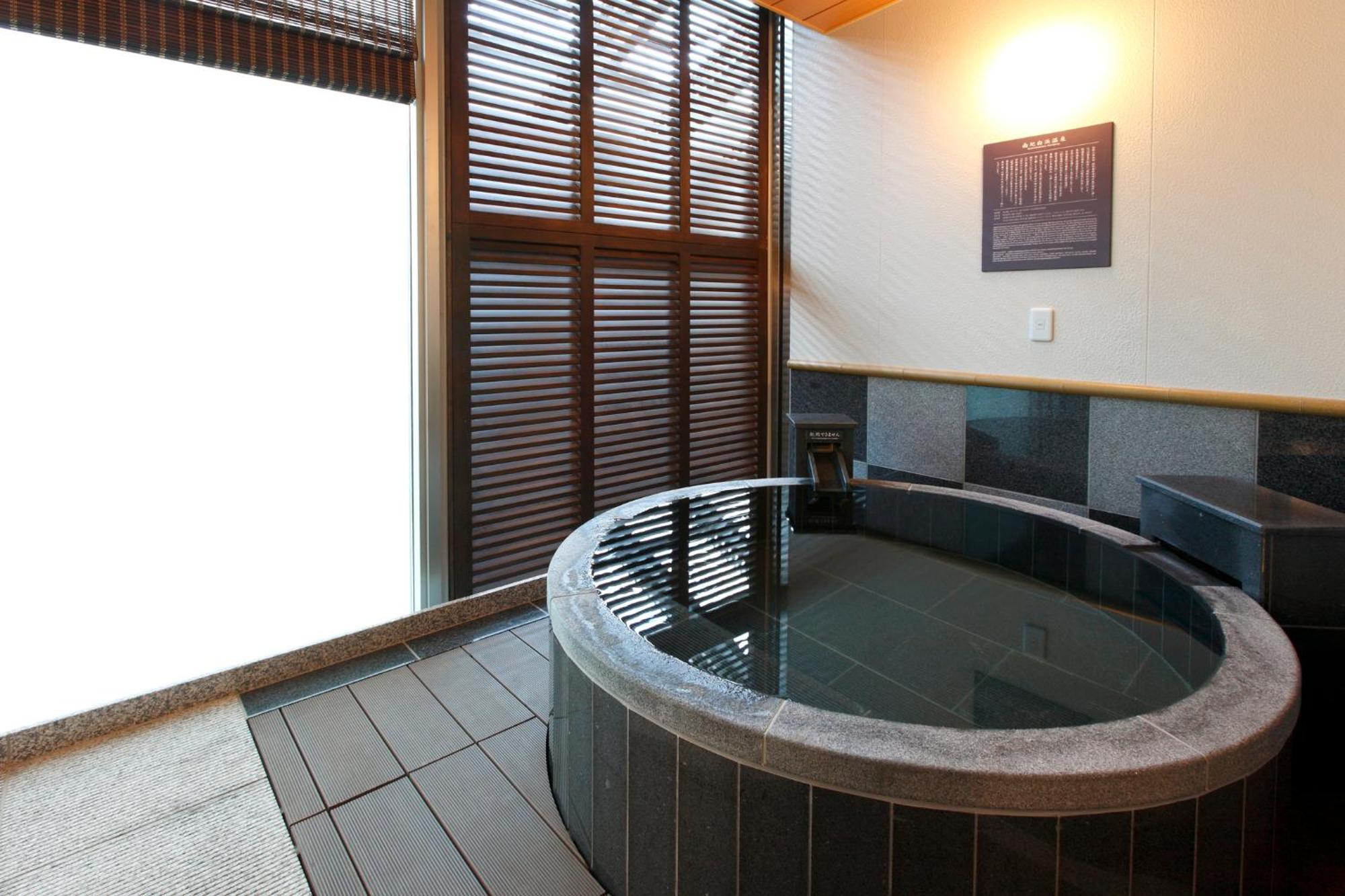 Kobe Harbor Land Onsen Manyo-Club Hotell Exteriör bild